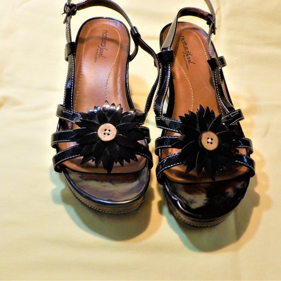 *** NATURALIZER *** Natural Soul~  9 ~ Comfortable Wedge Heel - Picture 5 of 6